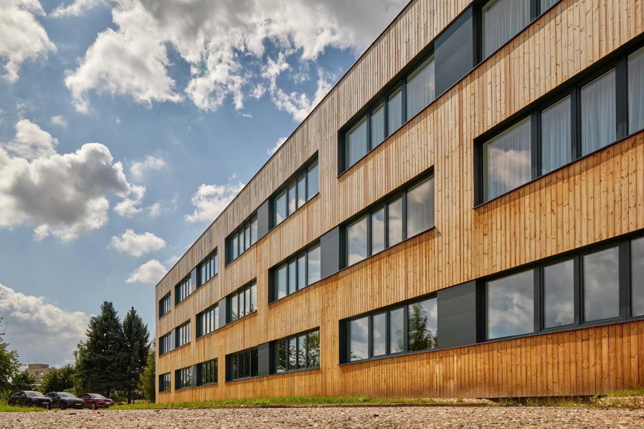 Hotel Hertz Hradec Králové Zewnętrze zdjęcie